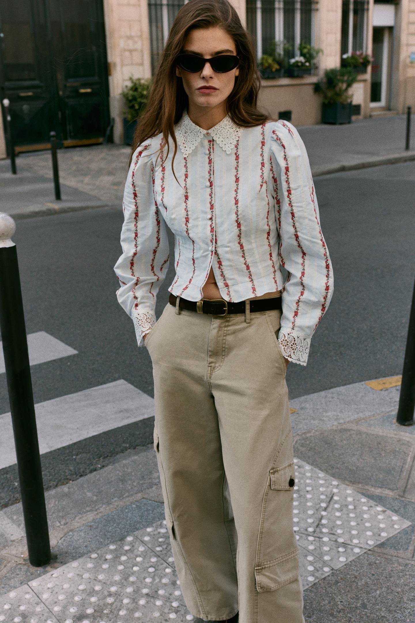 Женская блузка Zara Guipure Printed Blouse, цвет: Синий / Белый — фото 1