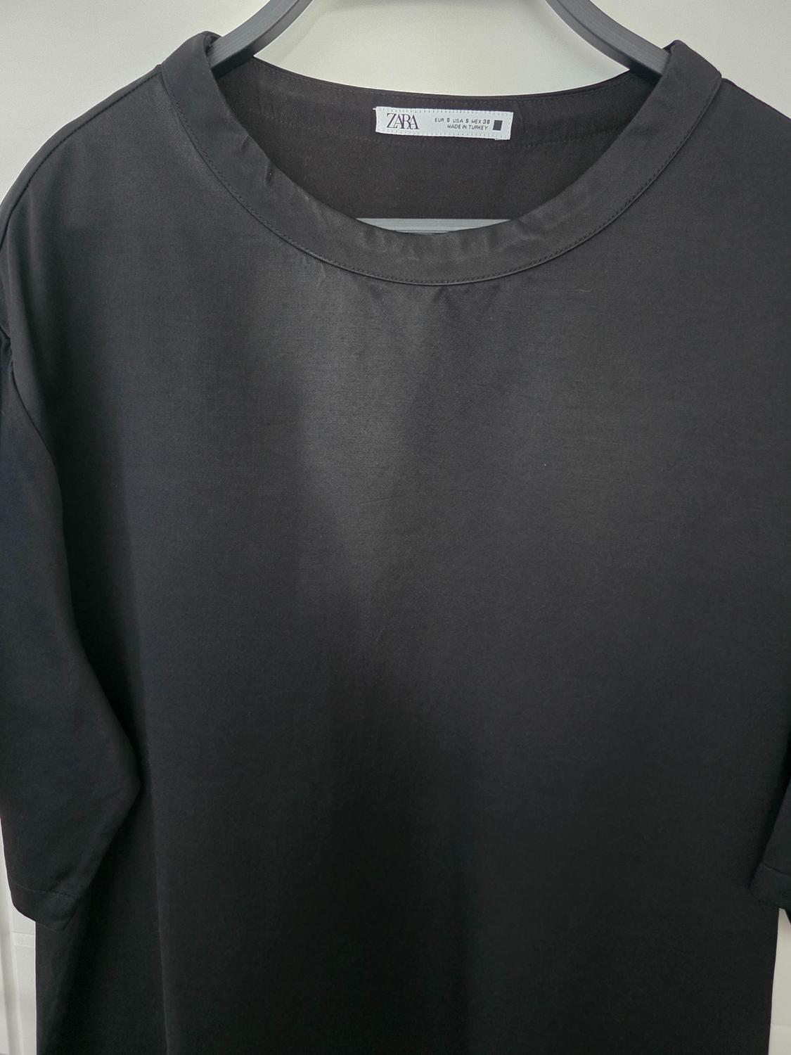 BLACK OVERSIZED DROP SHOULDER SATIN TSHIRT - Image 5