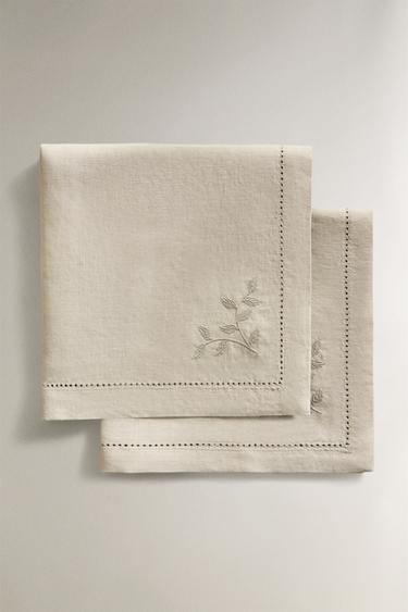 LINEN NAPKIN WITH FLORAL EMBROIDERY (PACK OF 2) - Bluish Zara
