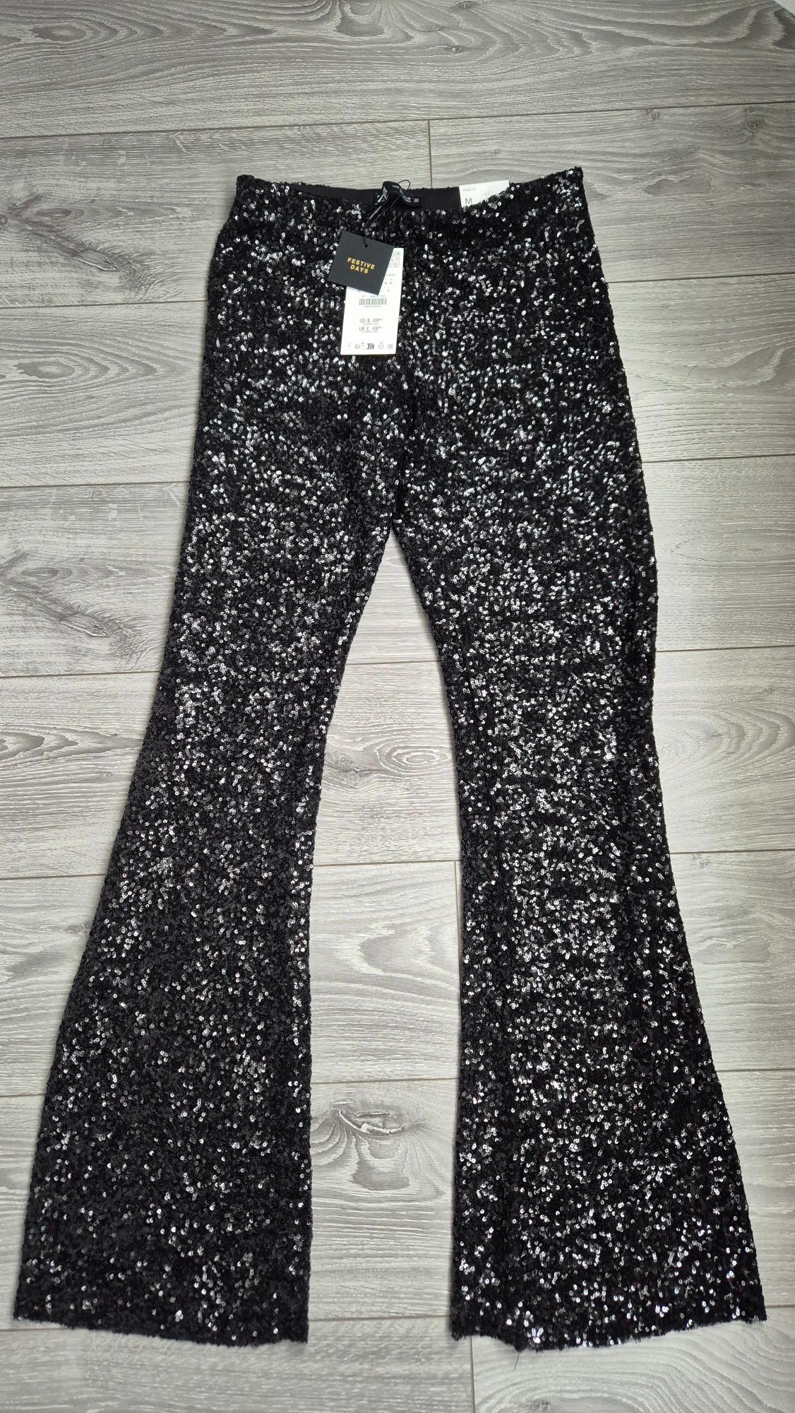FLARED SEQUINNED LEGGINGS