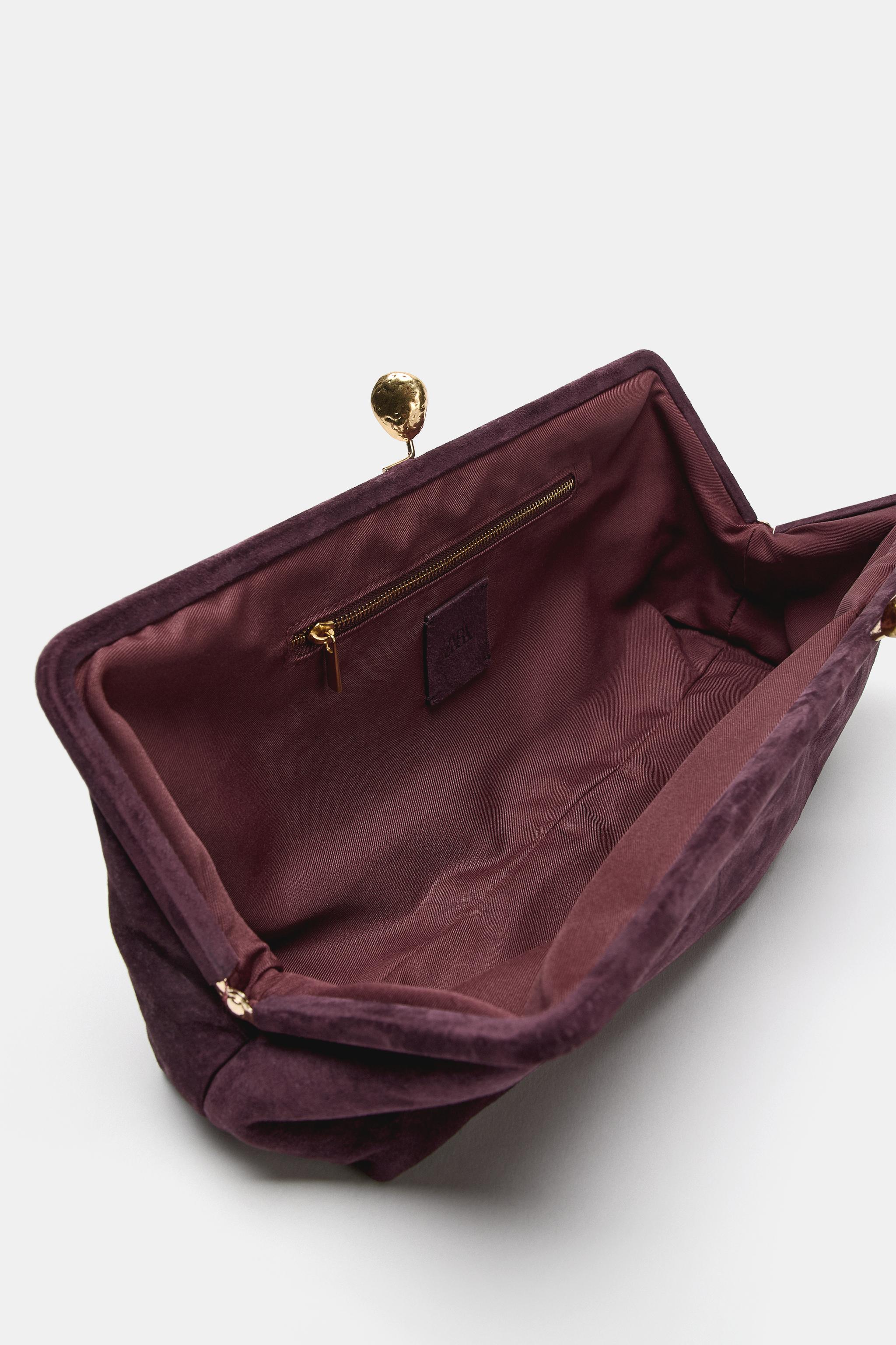 LEATHER CLUTCH