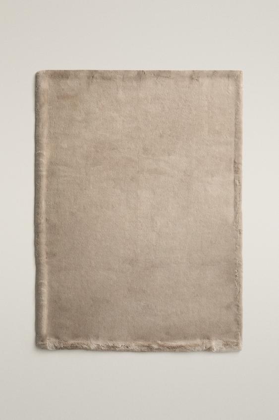 FUR BLANKET - Light beige by Zara - Image 0