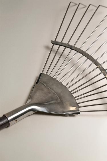 RÂTEAU DE JARDIN MANCHE EN BOIS - Marron foncé de Zara - Image 2