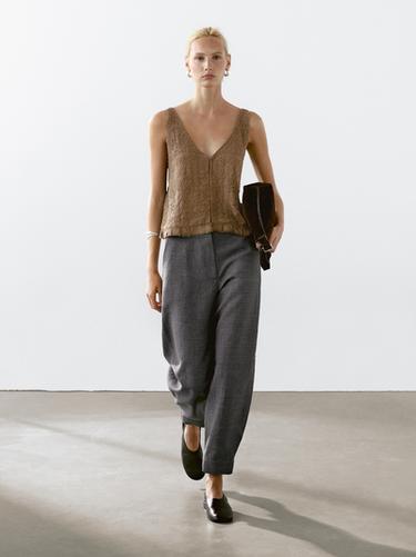 Top estructura tirantes - Khaki claro de Zara