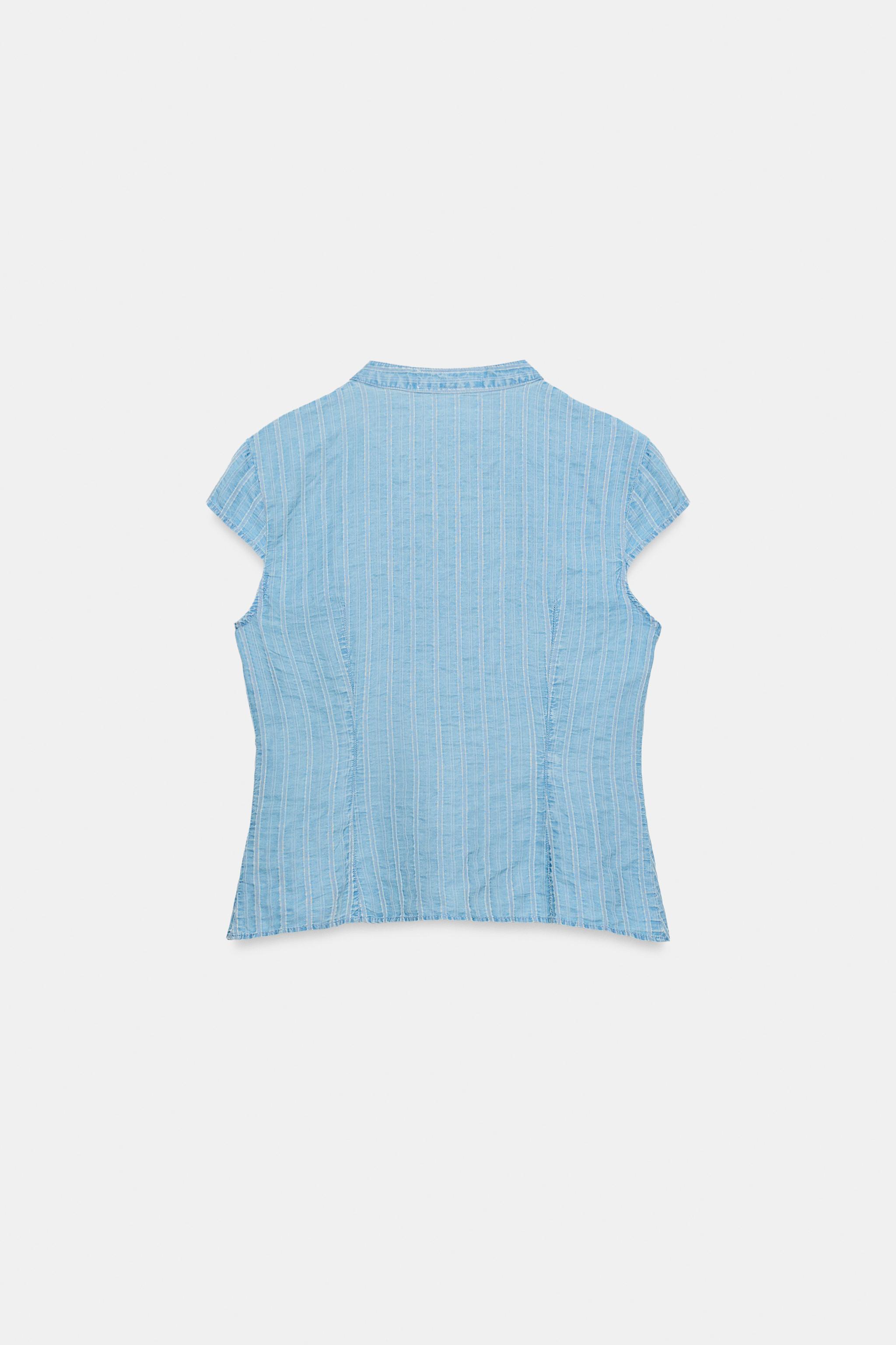 STRIPED BUTTON-FRONT WRAP TOP