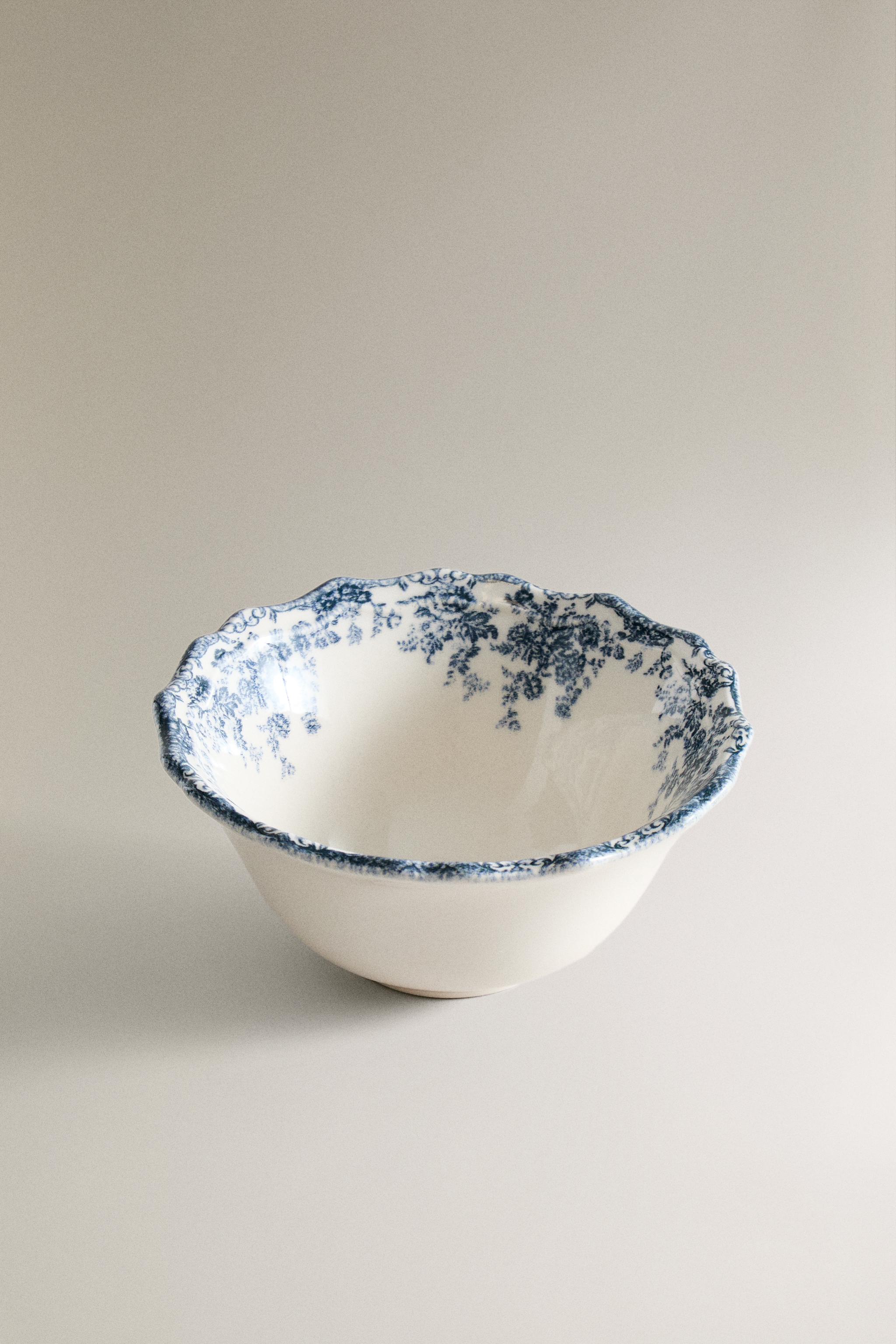 FLORAL EARTHENWARE SNACK BOWL — Blue