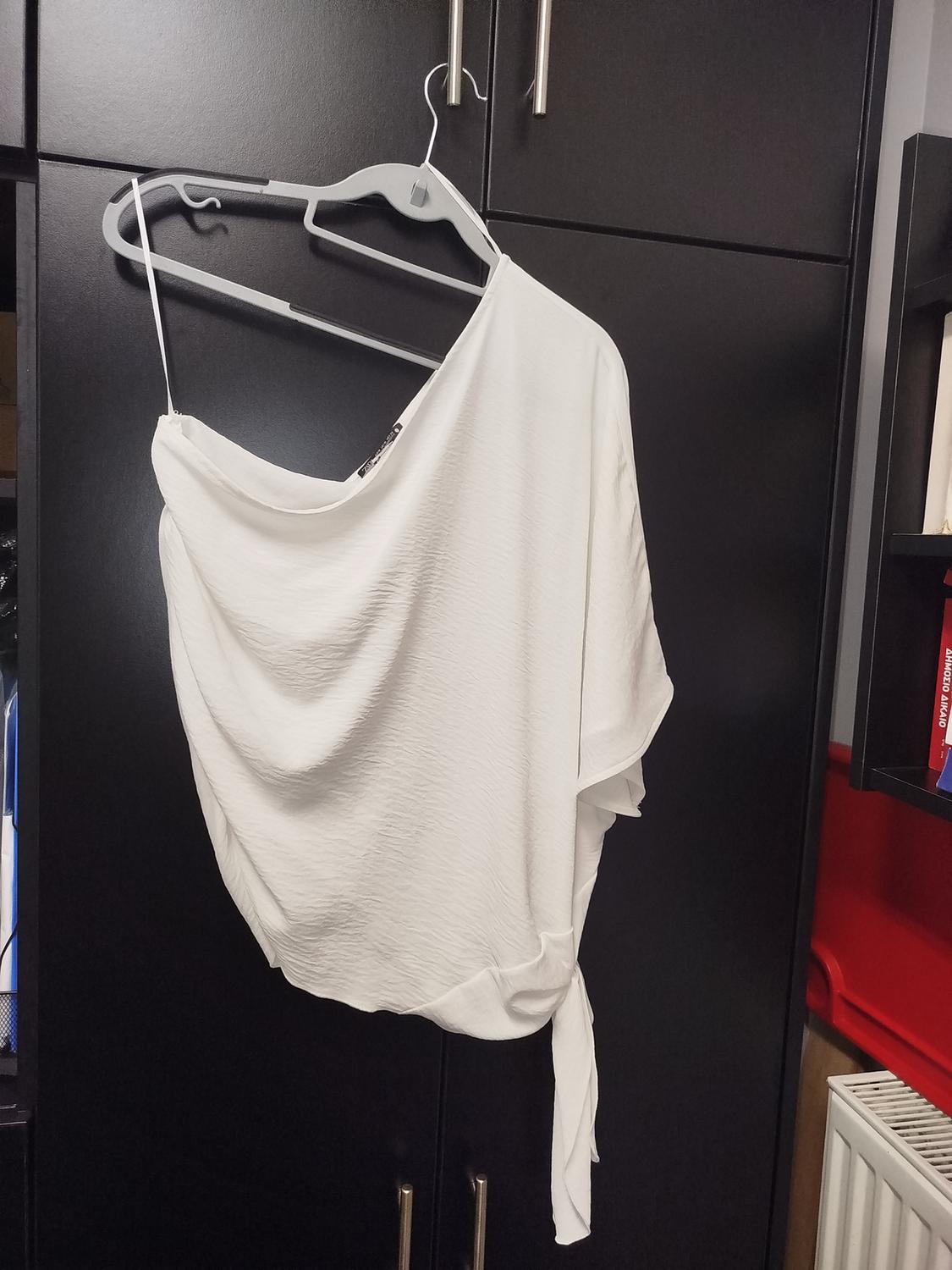 ASYMMETRIC TOP WITH KNOT - Image 2