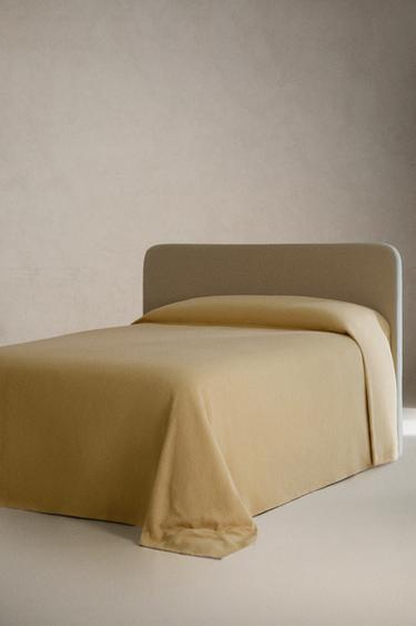 COUVRE-LIT JACQUARD TEXTURÉ - Beige de Zara - Image 1