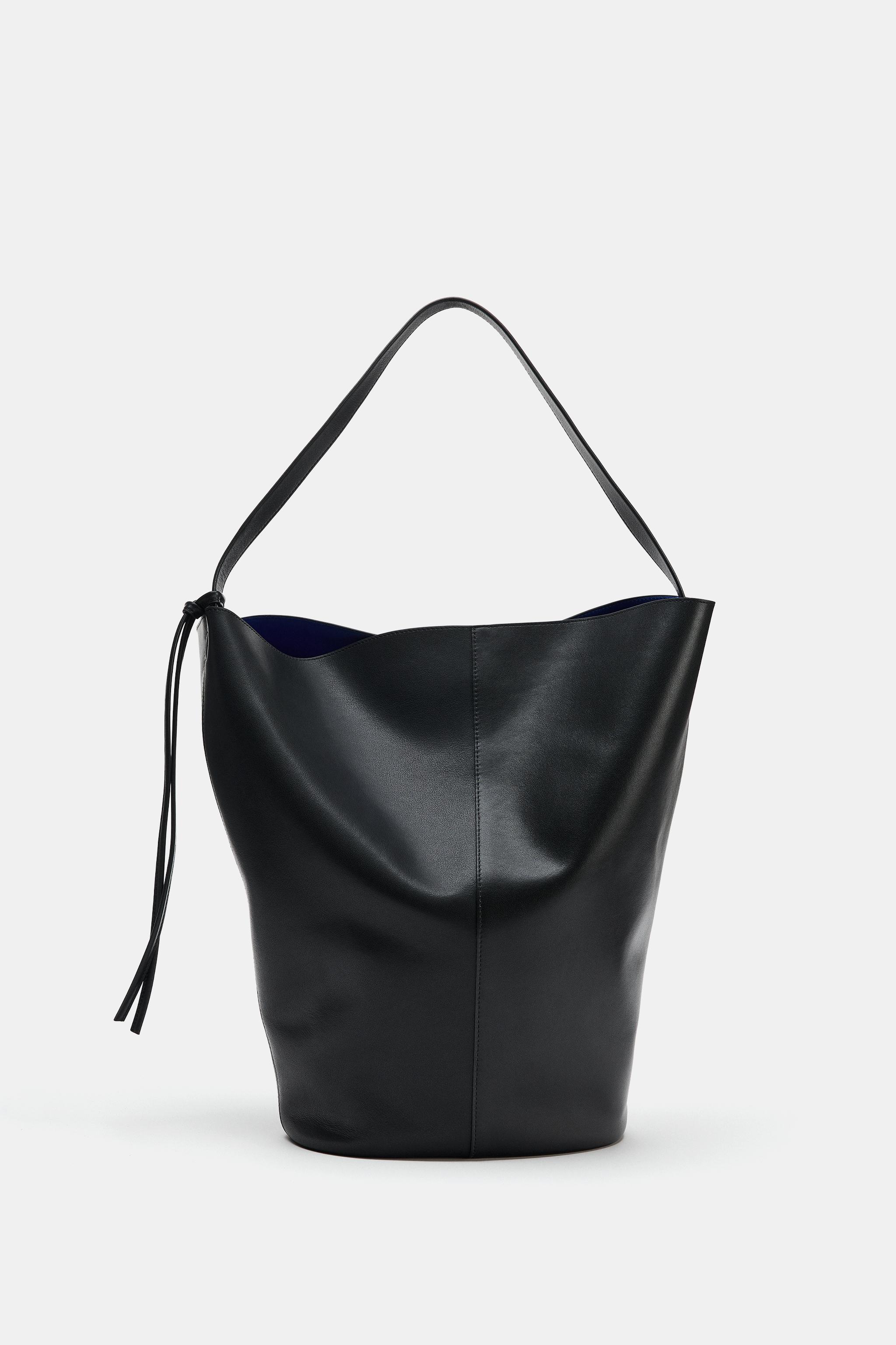 MAXI LEATHER SHOULDER BAG