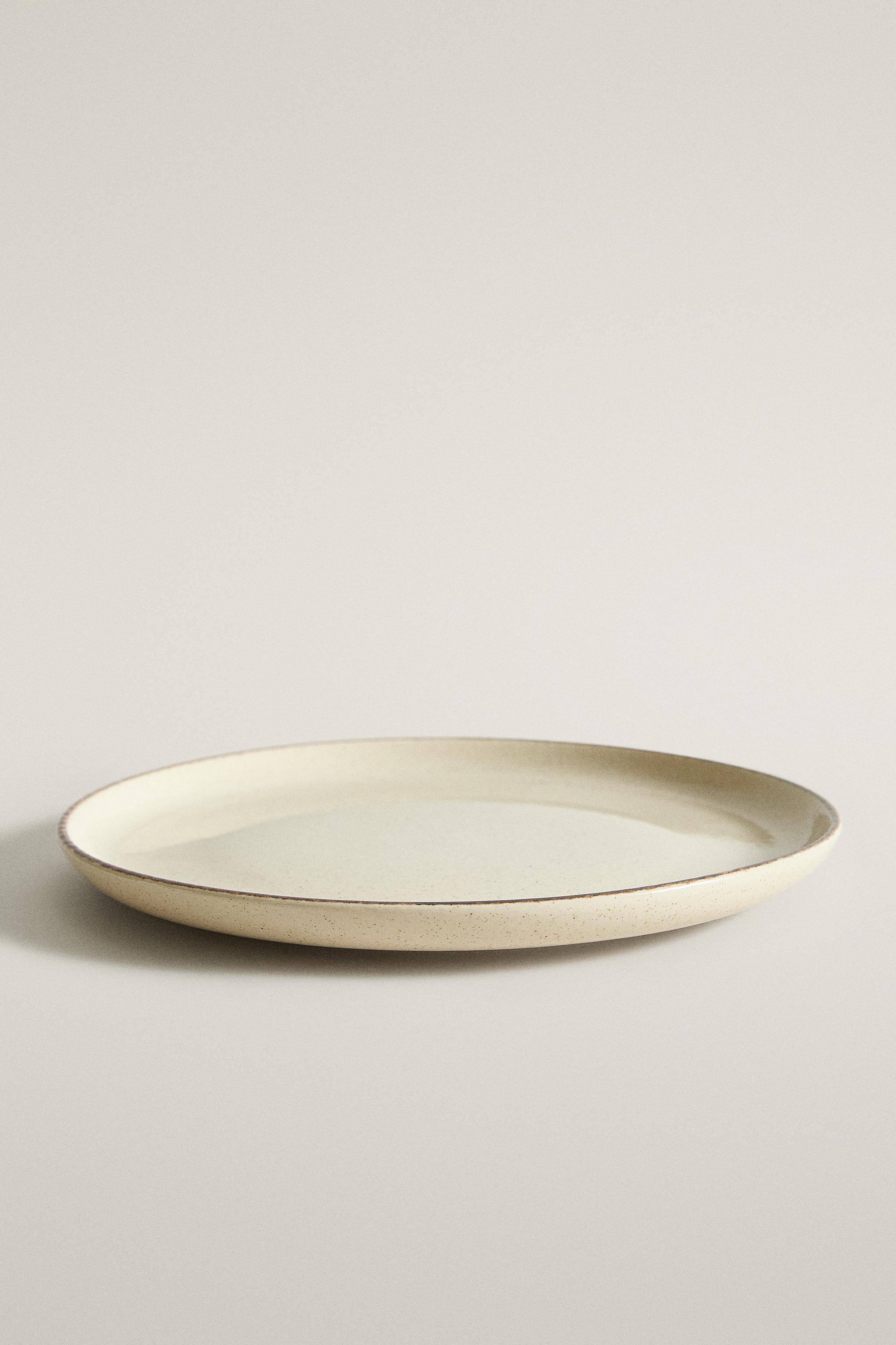 AGED RIM STONEWARE DESSERT PLATE