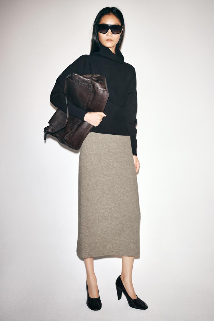 HIGH NECK KNIT JUMPER
