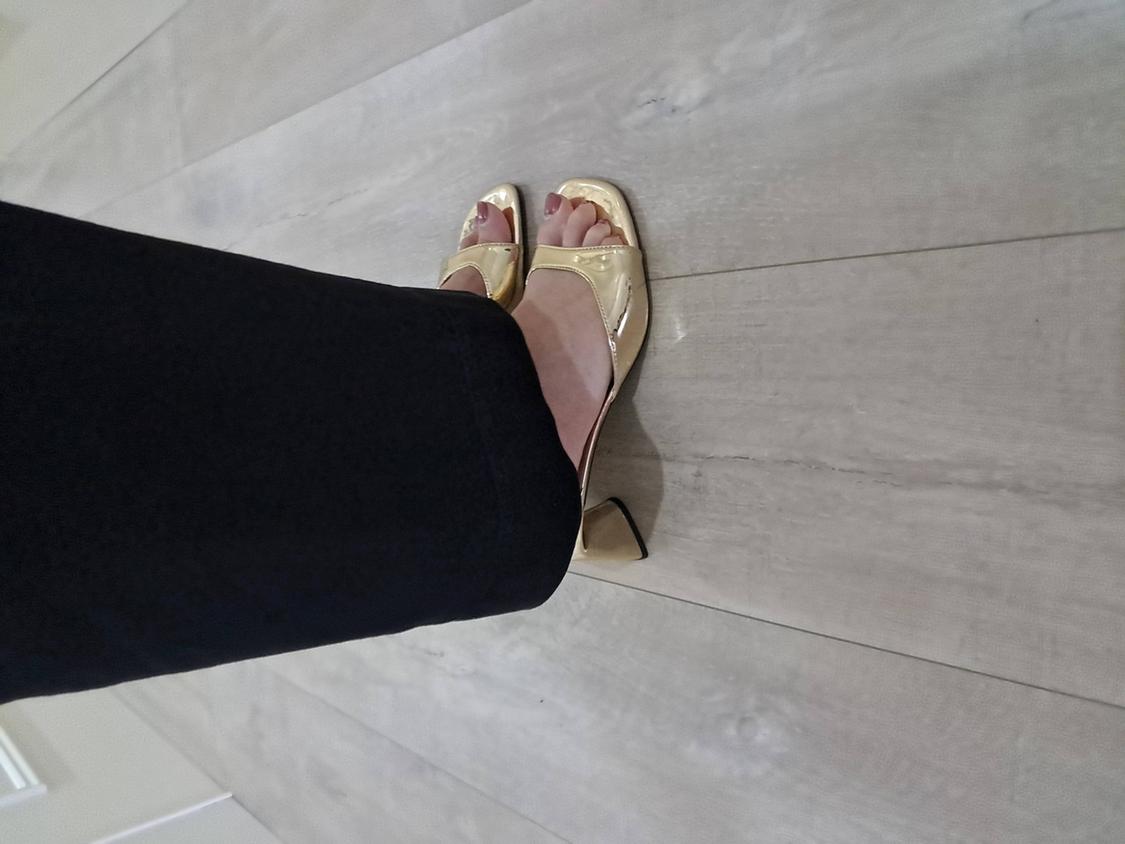 METALLIC BLOCK HEEL SANDALS - Image 6