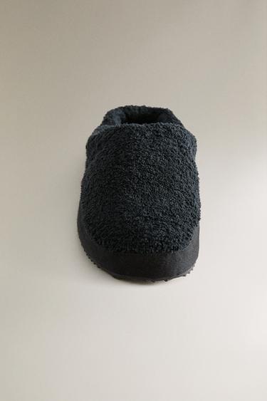 TERRY BATHROOM MULE SLIPPERS - Black by Zara
