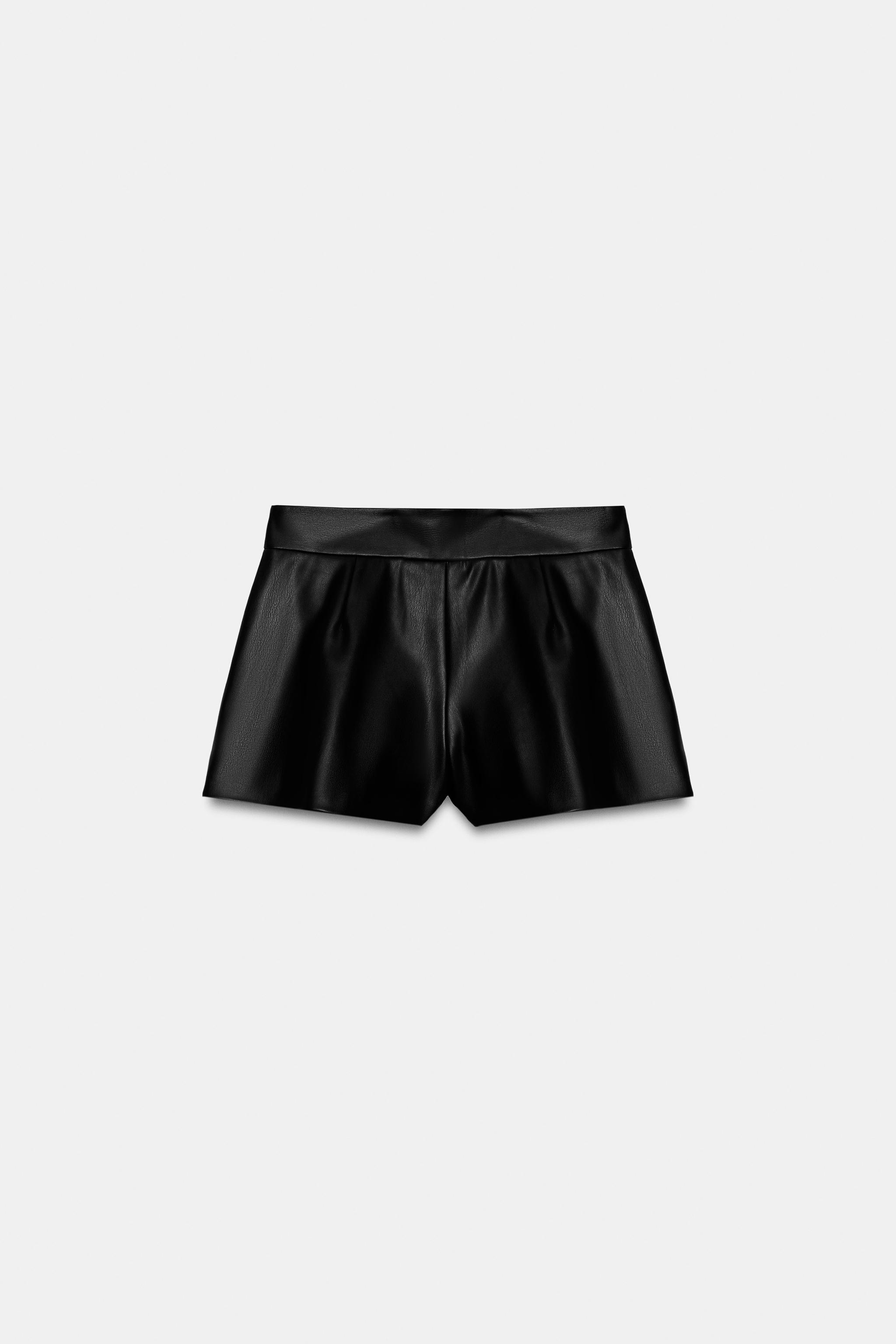 PLEATED SHORTS