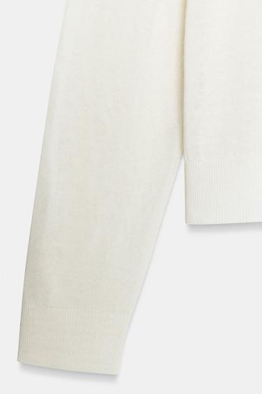 PULL EN MAILLE AVEC BOUTONS - Écru de Zara - Image 7