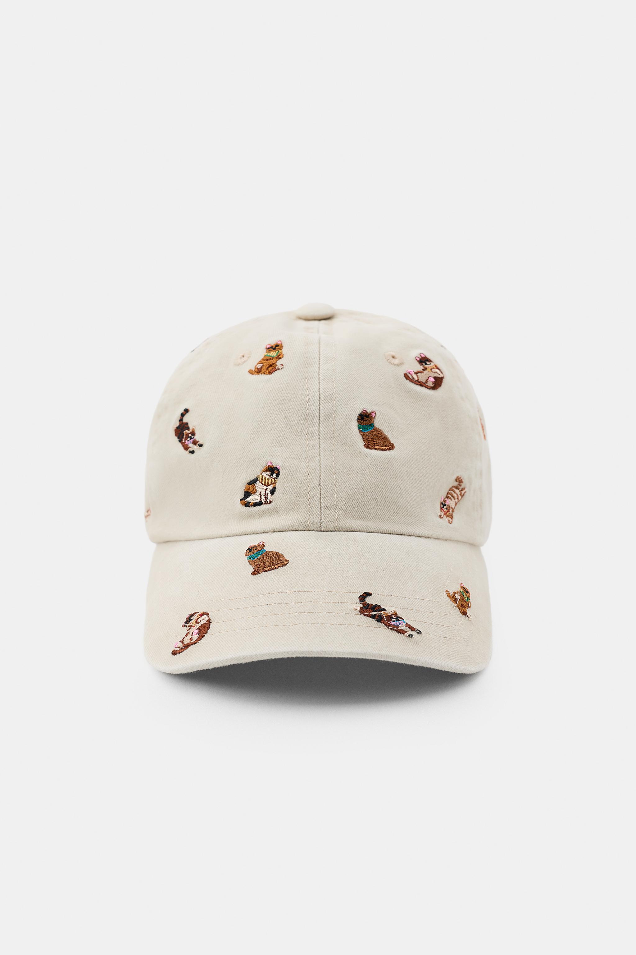 Женские кепки Zara EMBROIDERED CAT TWILL