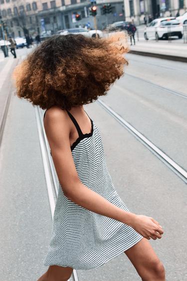 ΡΙΓΕ ΦΟΡΕΜΑ ΜΠΟΥΚΛΕ - Μαύρο / Εκρού του Zara