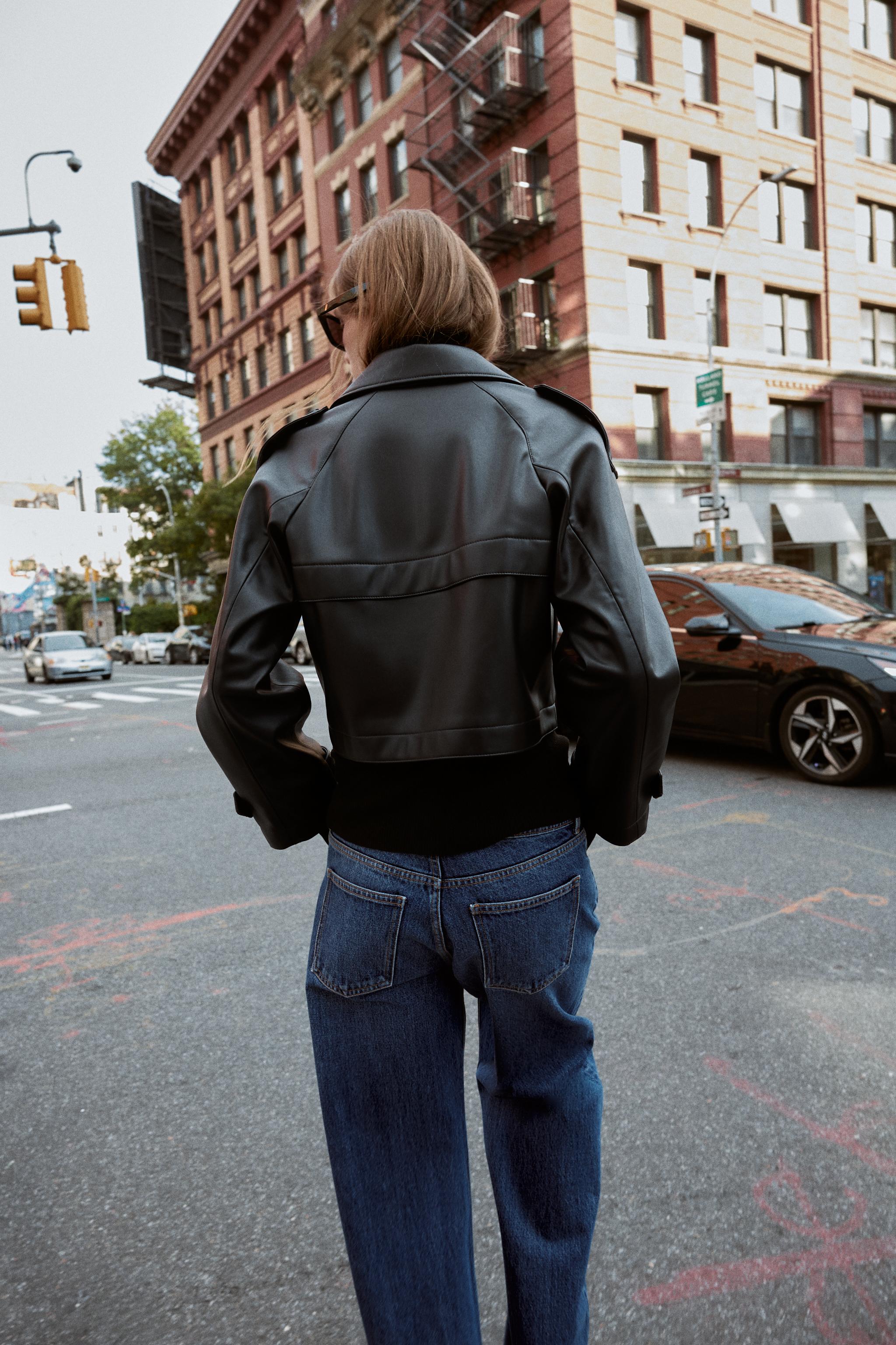 ZARA フェイクレザー　トレンチコート　アウター フェイクレザートレンチコート - ダークボルドー | ZARA Japan