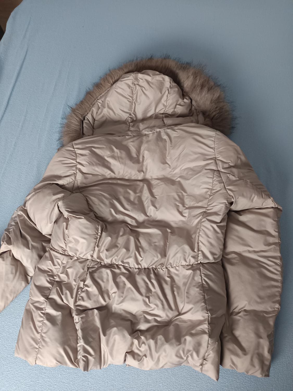 WATER AND WIND PROTECTION PUFFER JACKET WITH A DETACHABLE HOOD - Image 2