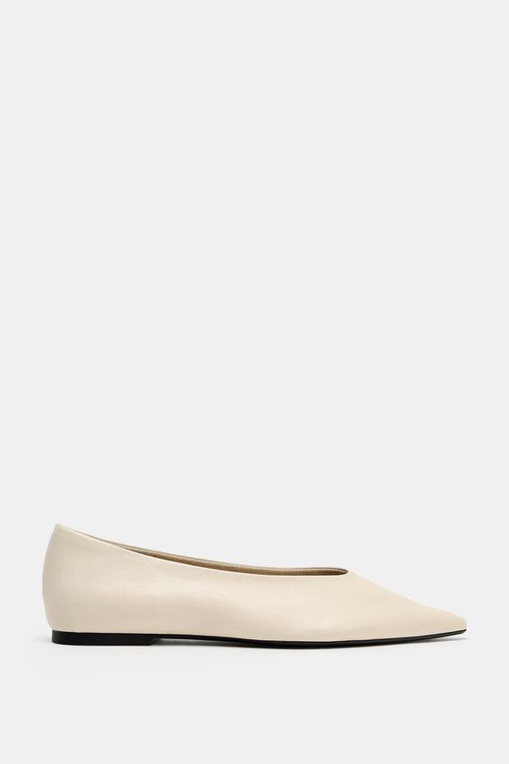 BAILARINA PLANA PIEL - Blanco Crudo de Zara - Imagen 0