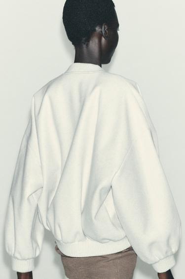 BLOUSON BOMBER OVERSIZE SOFT - Écru de Zara - Image 6