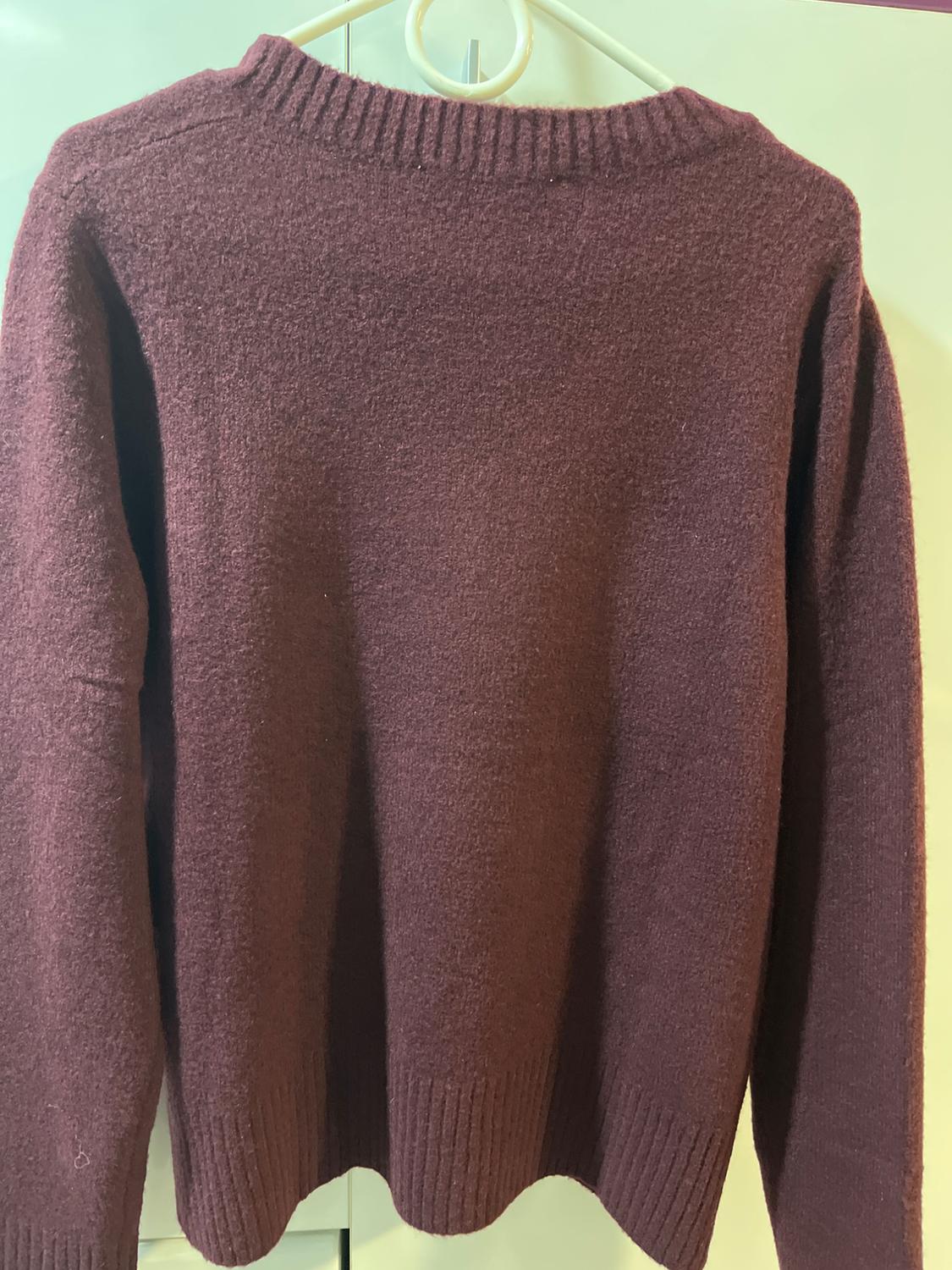 V-NECK KNIT JUMPER - Image 2