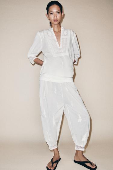 Zara EMBROIDERED BLOUSE ZW COLLECTION - Ecru