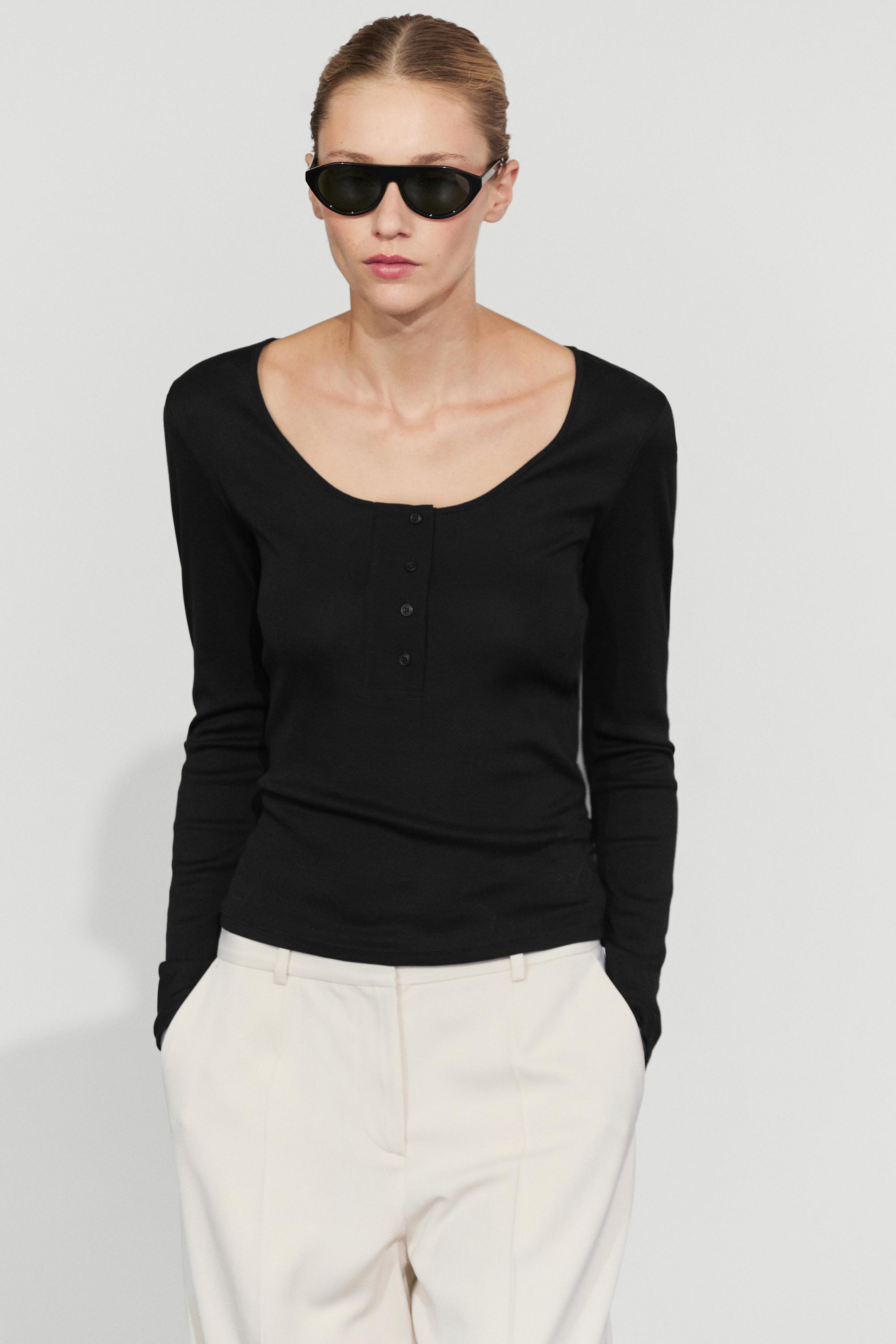 100% cotton button-placket T-shirt — Black