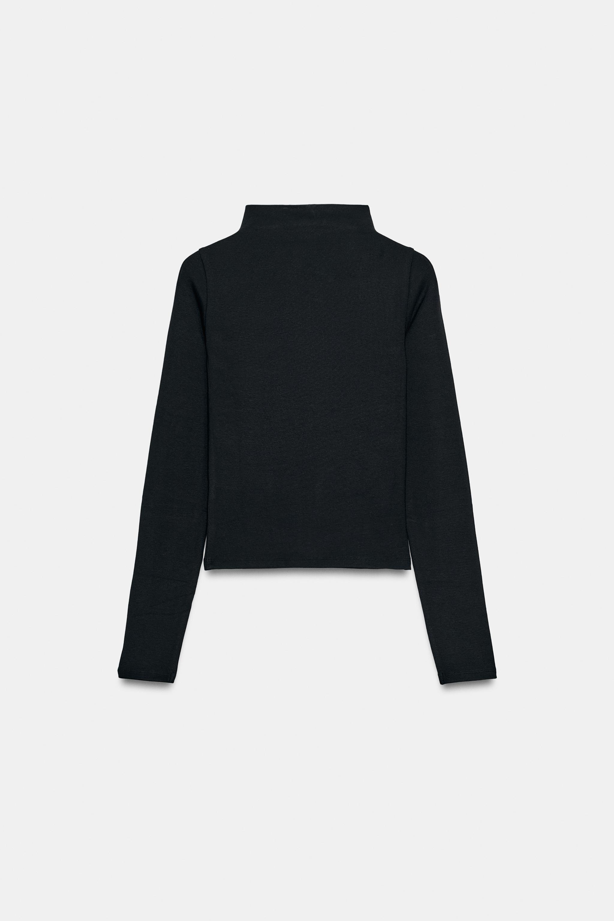 MOCK NECK T-SHIRT
