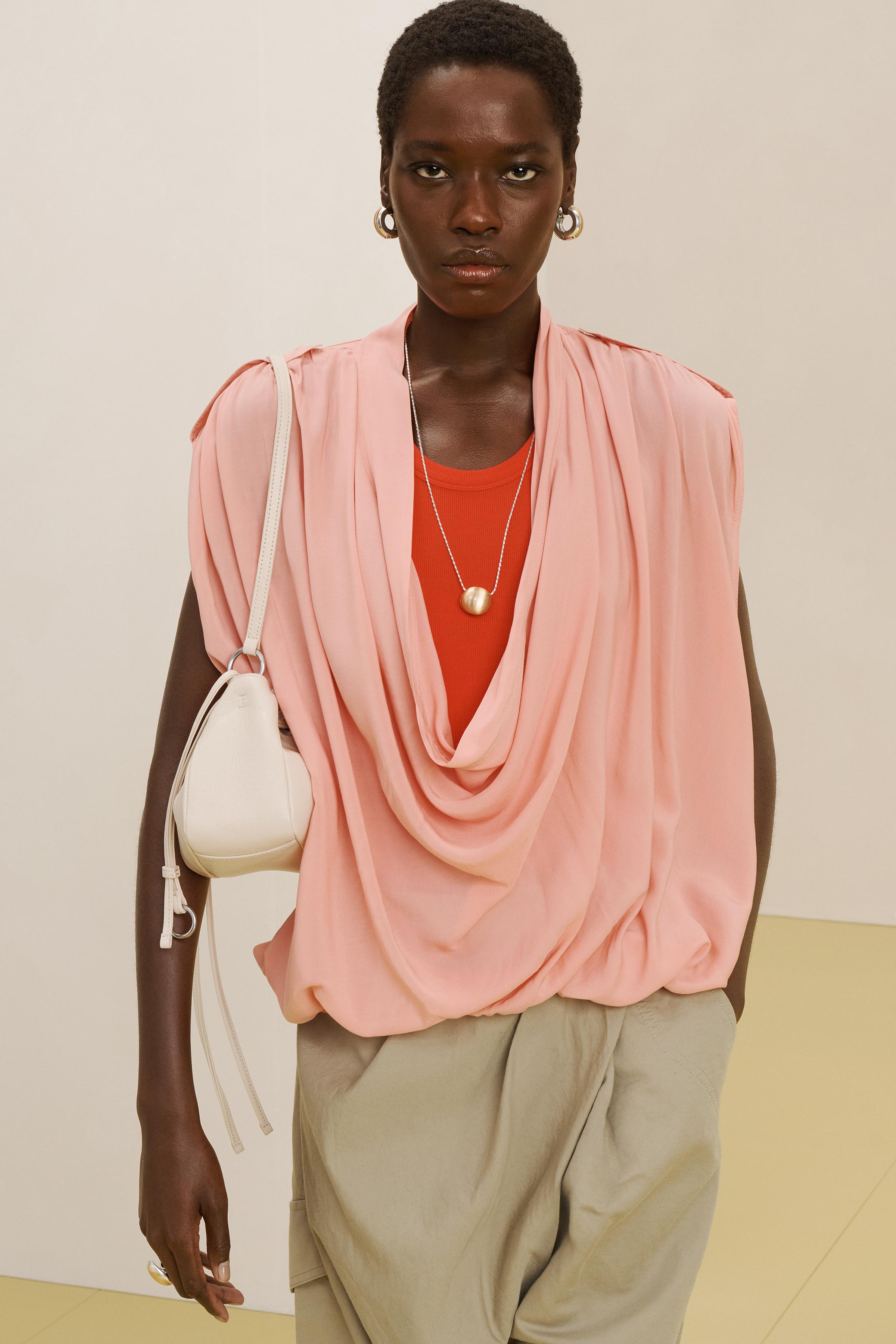 NCKLC 16 - Gold | ZARA United States