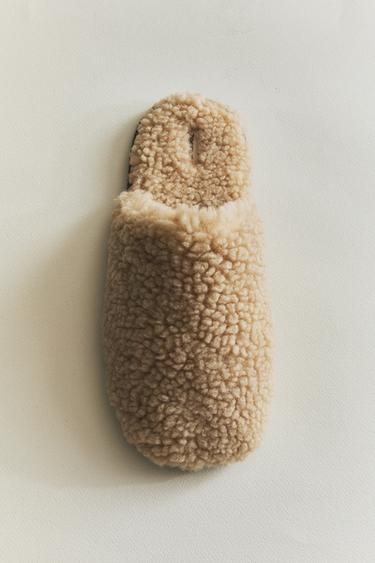 CHAUSSONS OUVERTS À L'ARRIÈRE EFFET MOUTON - Blanc écru de Zara - Image 5