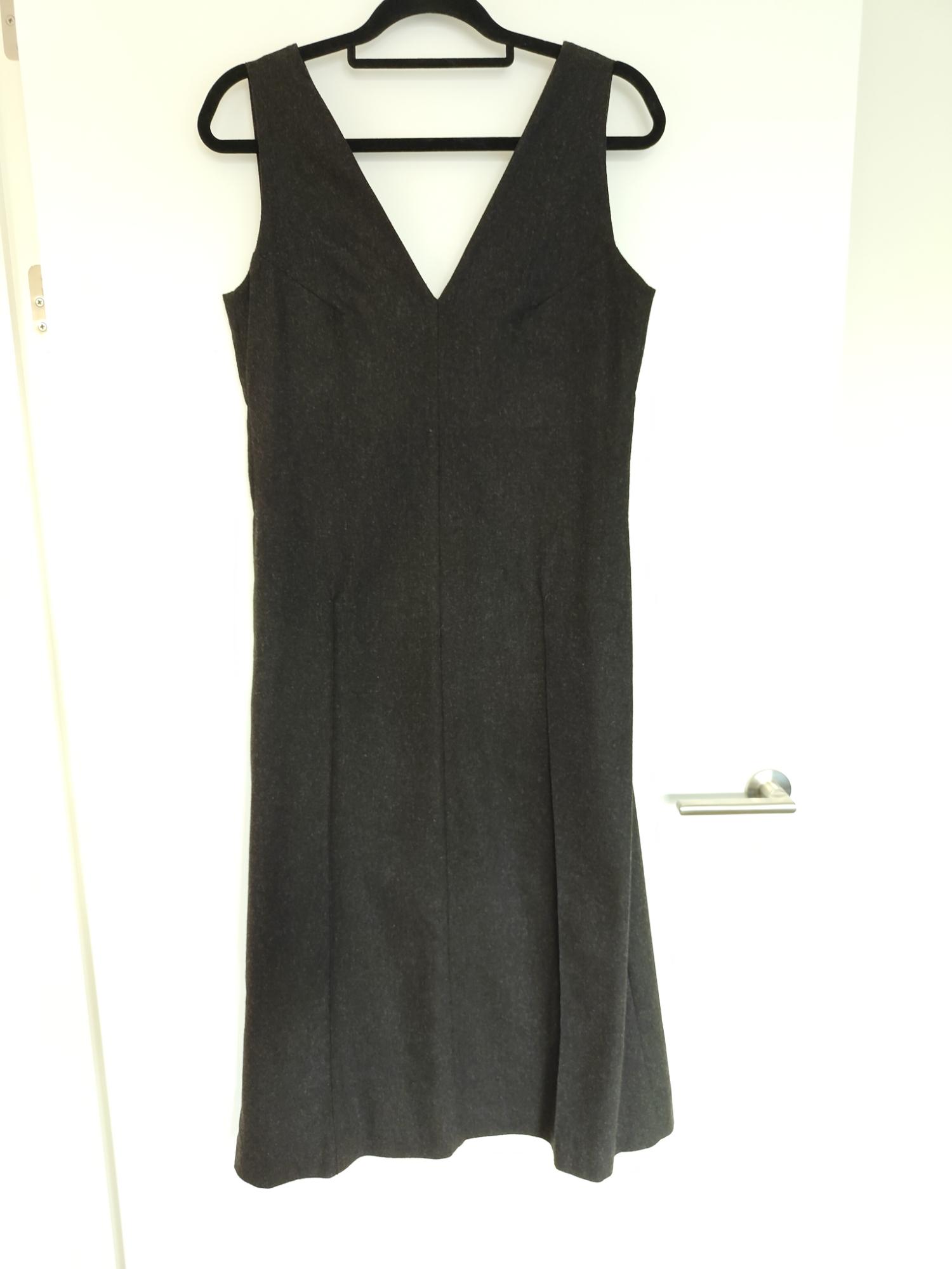 DARK GREY WOOLLEN DRESS WITH POCKETS