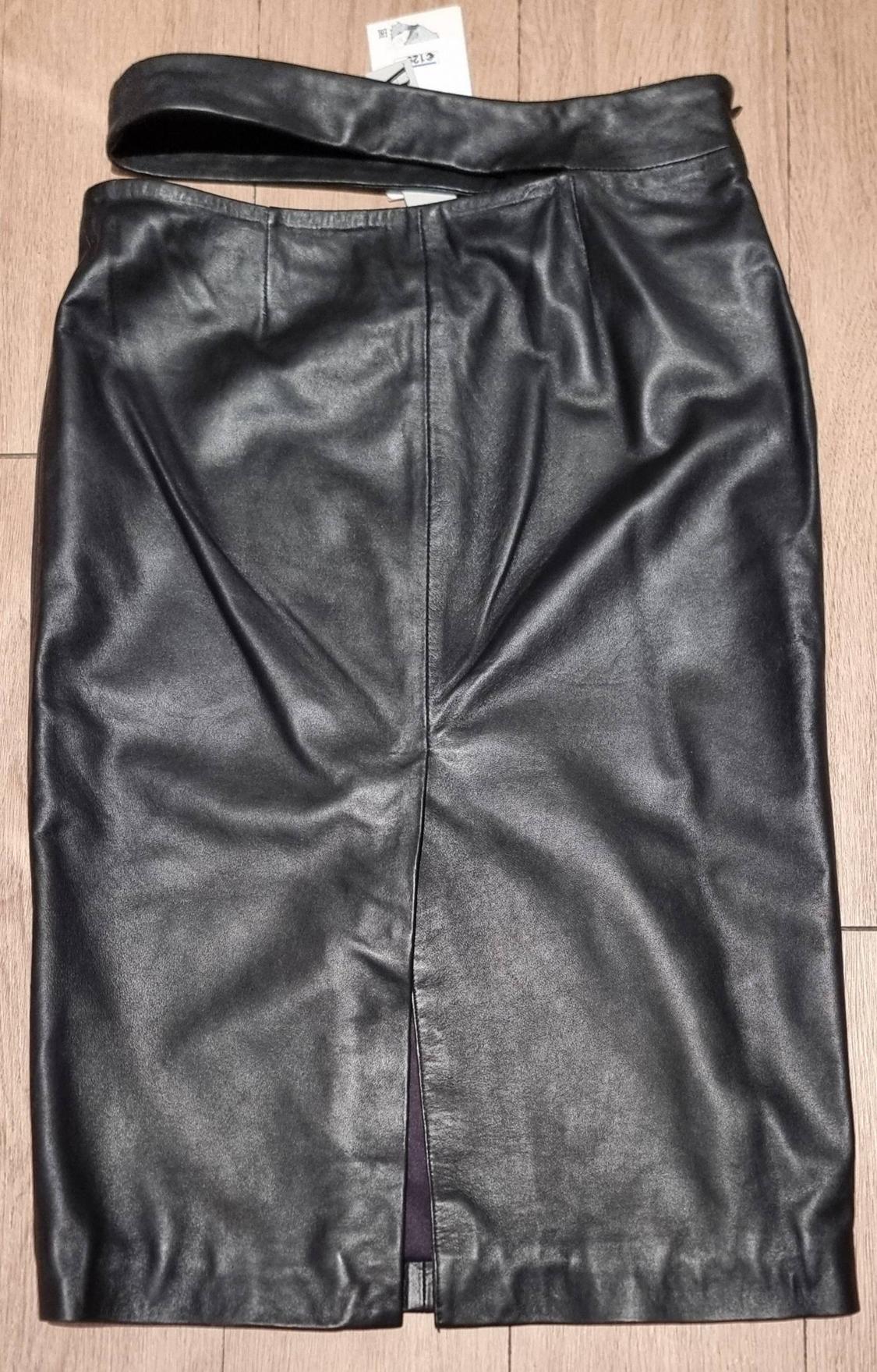 ΔΕΡΜΑΤΙΝΗ ΜΙΝΤΙ ΦΟΥΣΤΑ KAIA x ZARA - Image 2
