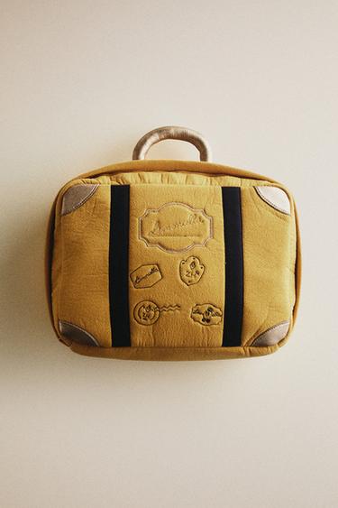 KIDS' LIMONCELLA X THE ANIMALS OBSERVATORY TOY CARRYING CASE WITH CLOTHES - Yellow by Zara