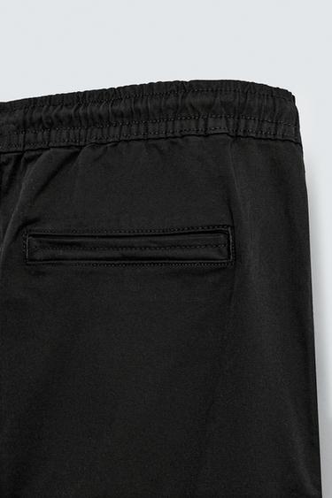 PANTALÓN CARGO SLIM FIT - Negro de Zara