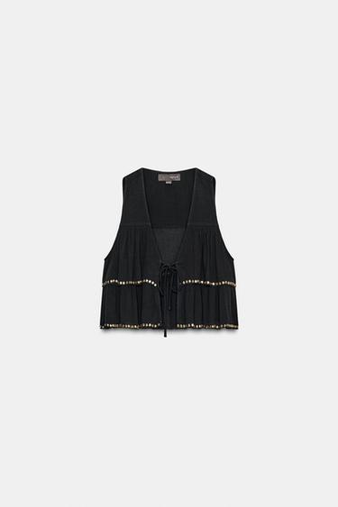 TOP COM BABADOS E TACHAS - Preto da Zara