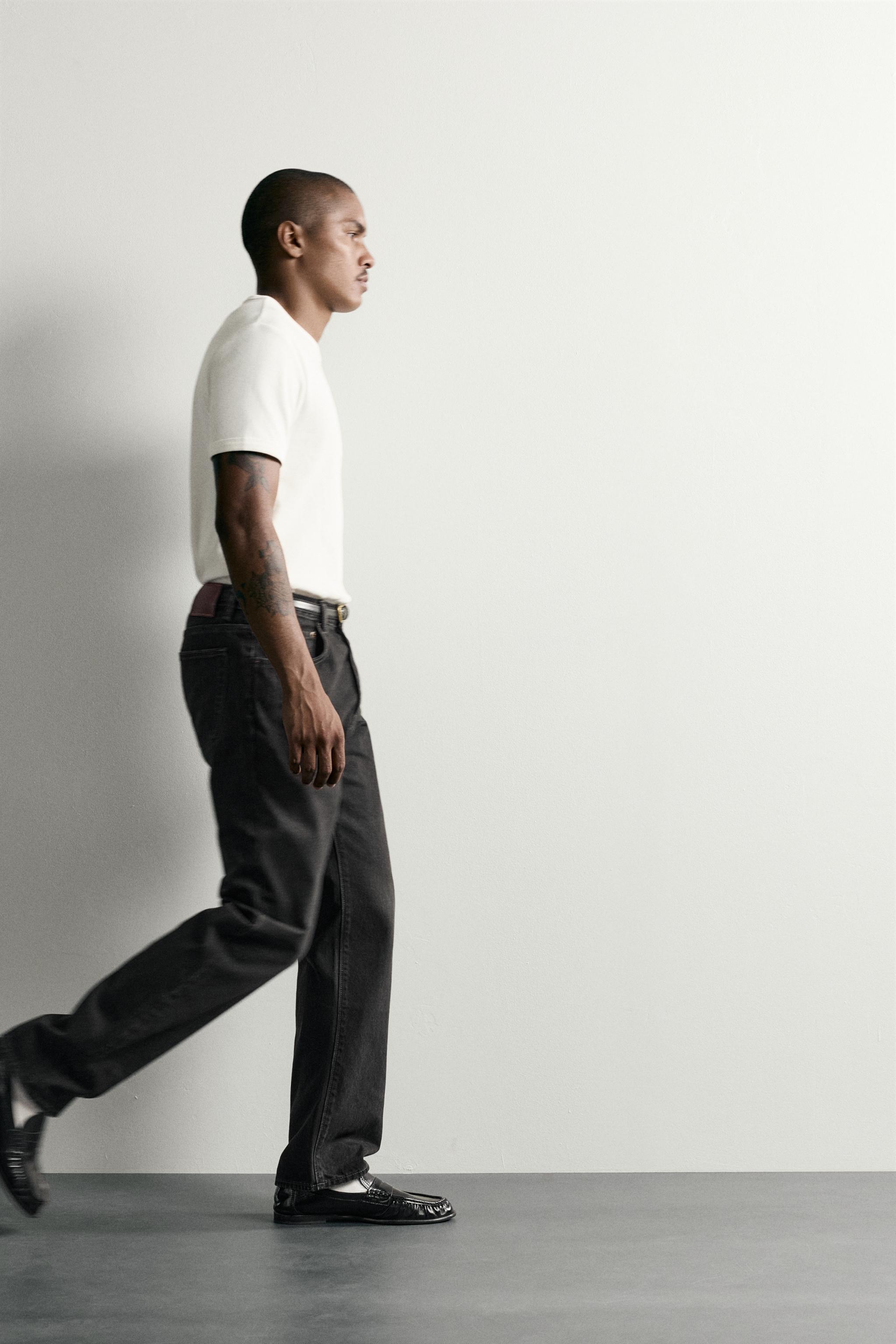 STRAIGHT FIT JEANS