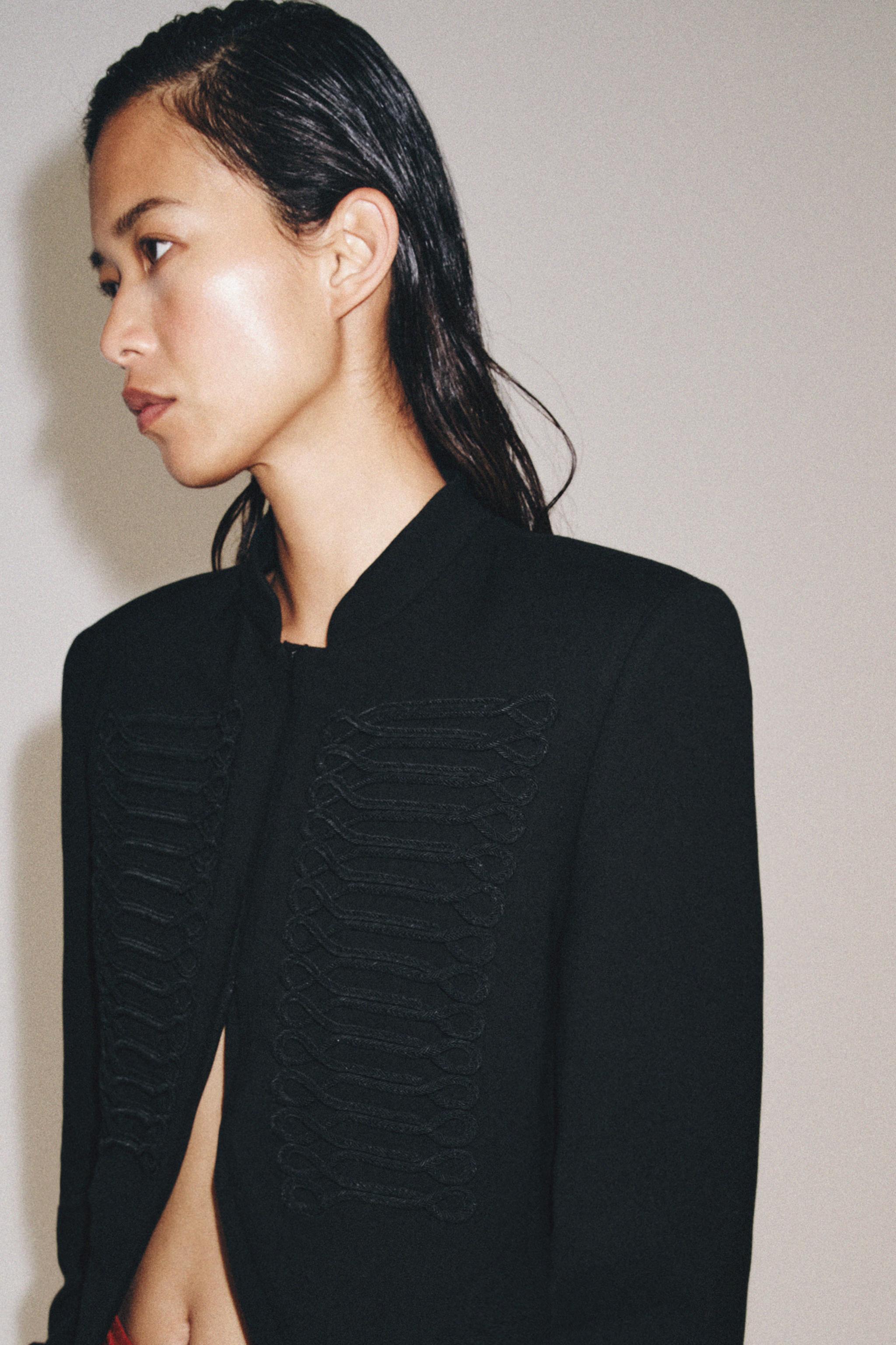 ZW COLLECTION FROG CLASP BLAZER - Black | ZARA United States