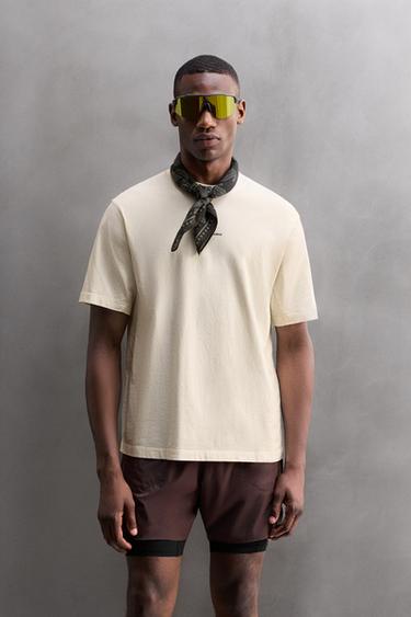 RUNNING PRINT T-SHIRT - White by Zara