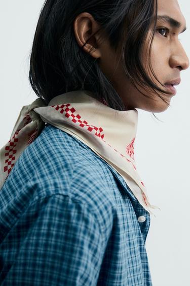 BANDANA À IMPRIMÉ GÉOMÉTRIQUE GRAPHIQUE - Écru de Zara - Image 1