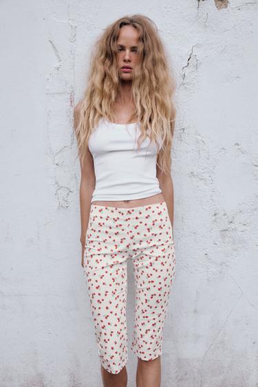 STRAWBERRY PRINT CAPRIS - White / Red by Zara