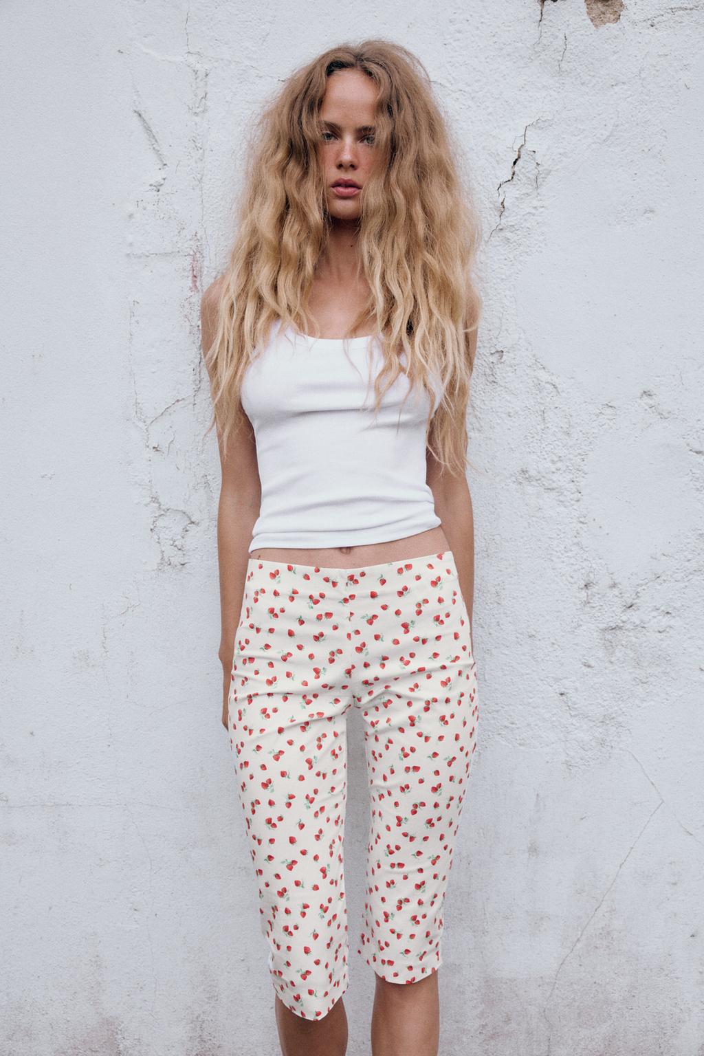 STRAWBERRY PRINT CAPRIS