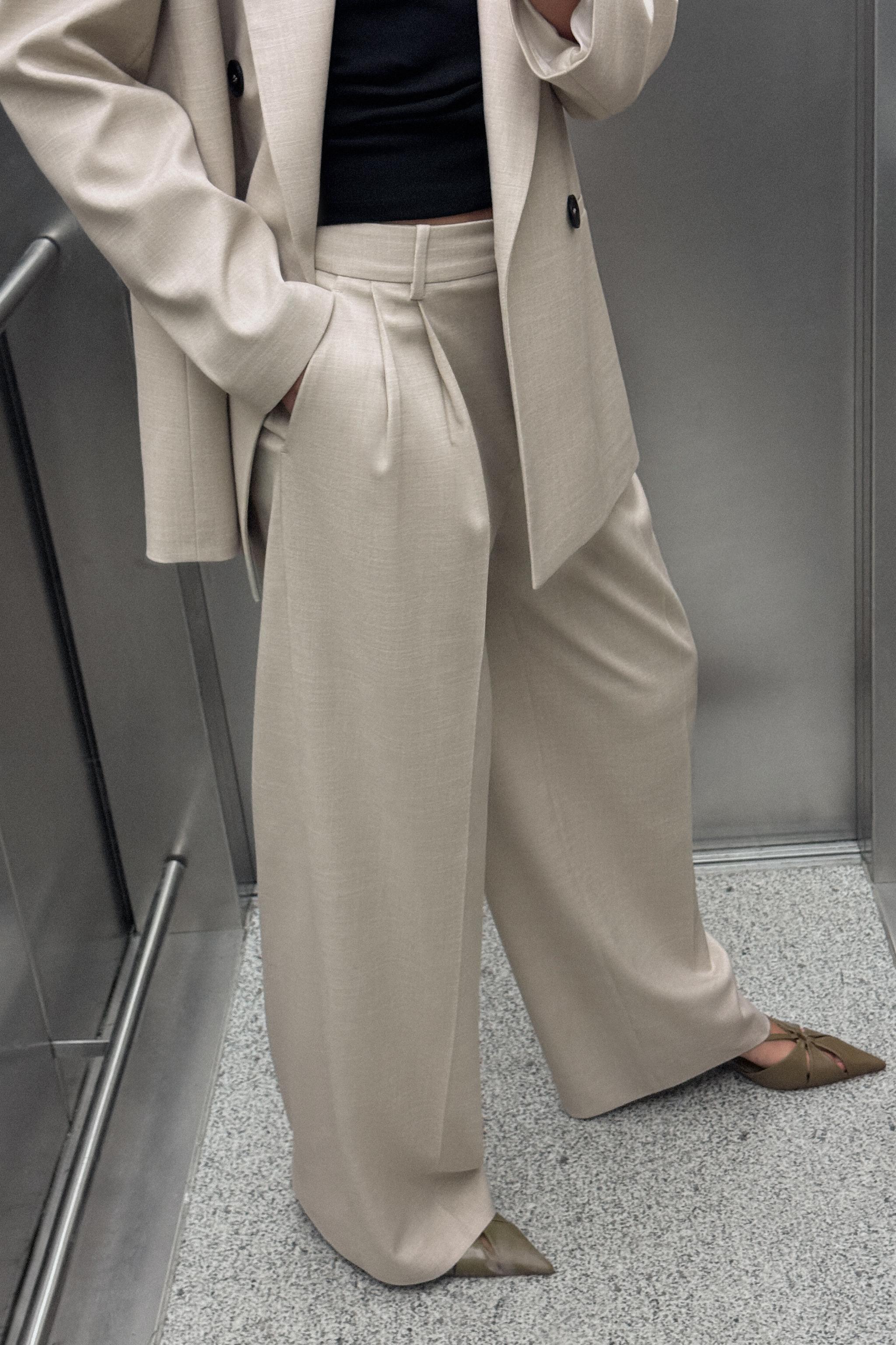 Outfit Pantalon Beige Ancho Combinar Pantalon Ancho Pantalon Beige