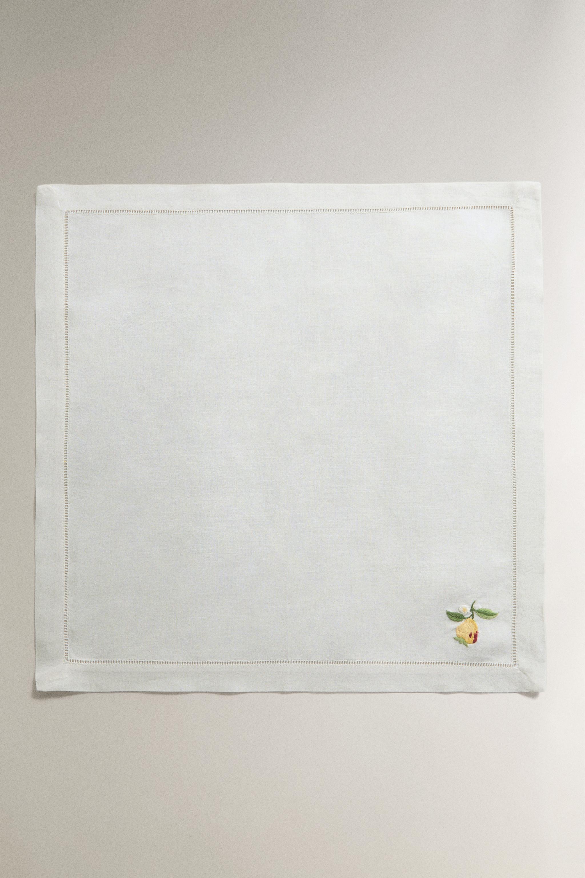 FRUIT EMBROIDERED NAPKINS (PACK OF 2) — Ecru