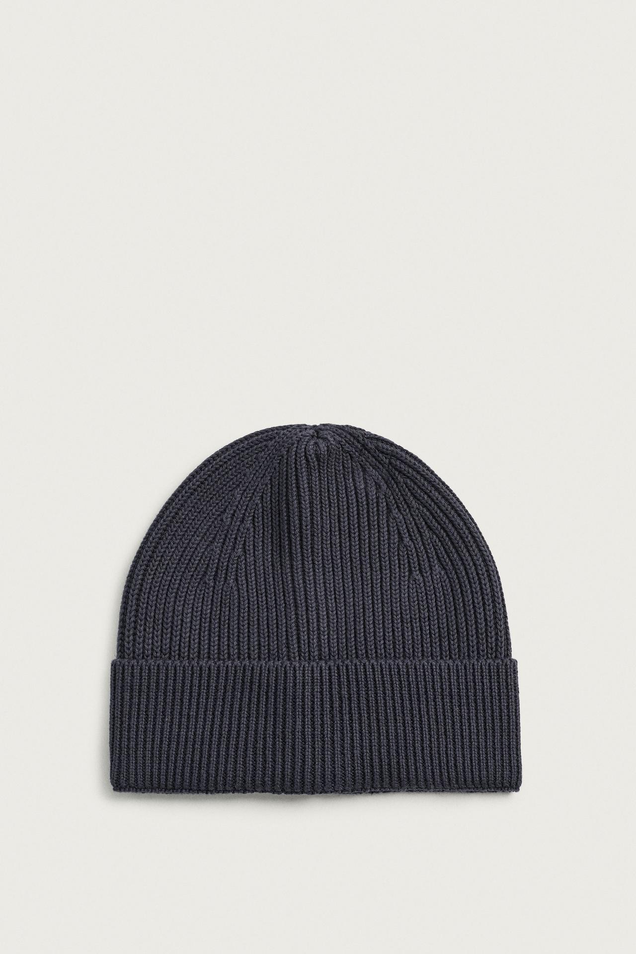 STRIPED JACQUARD KNIT BEANIE — Navy blue
