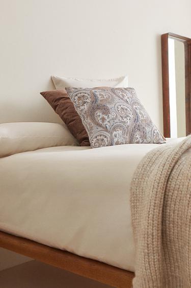DRAP PLAT PERCALE DE COTON (300 FILS) - Écru de Zara - Image 1