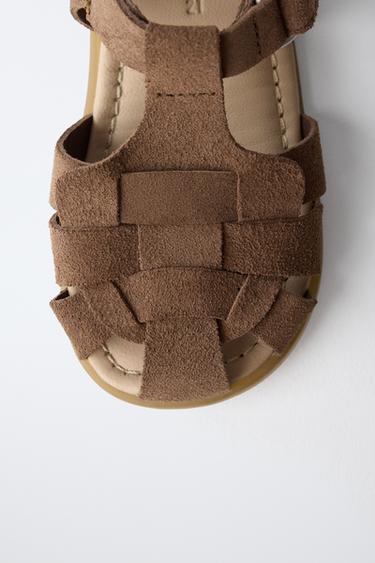 SANDALES EN CUIR STYLE PLAGE PIEDS NUS - Marron de Zara - Image 4