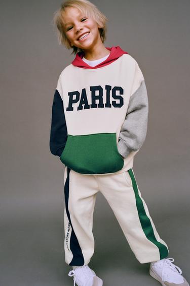 TOTAL LOOK سويت شيرت وبنطلون JOGGER VARSITY - 854 الخاص بـ Zara