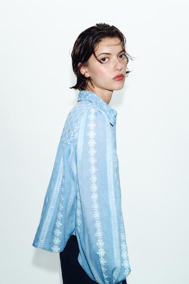 BLOUSE ROMANTIQUE BRODERIES AJOURÉES - Bleu / Blanc de Zara - Image 2