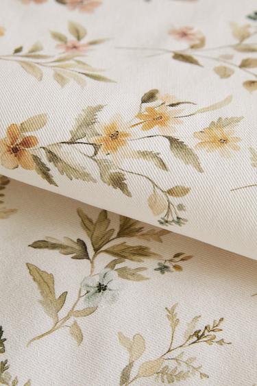 FLORAL PRINT RESIN-COATED PLACEMAT - Light green by Zara - Image 2